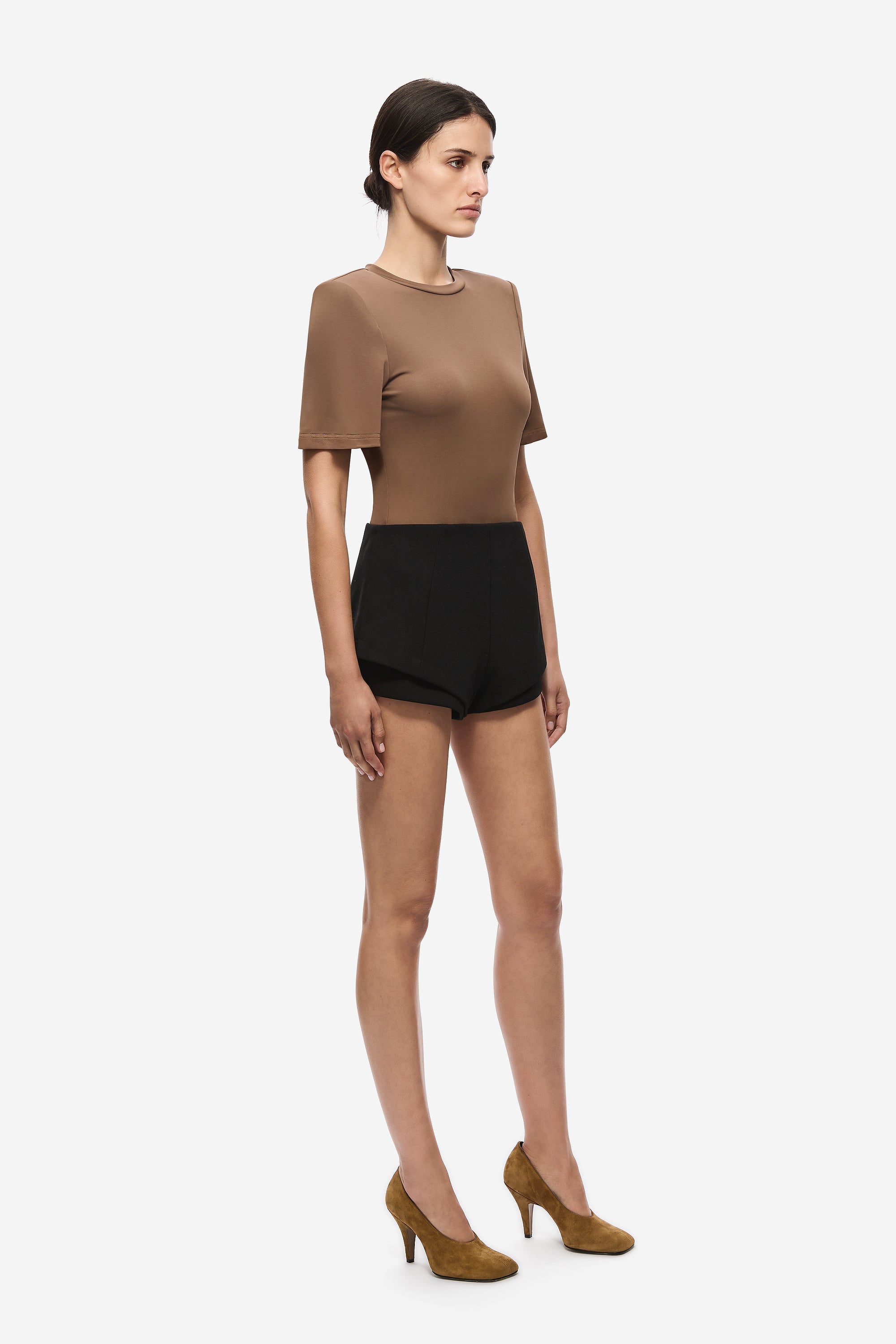 Chocolate padded short-sleeve scoop-neck bodysuit, smooth fitted silhouette
