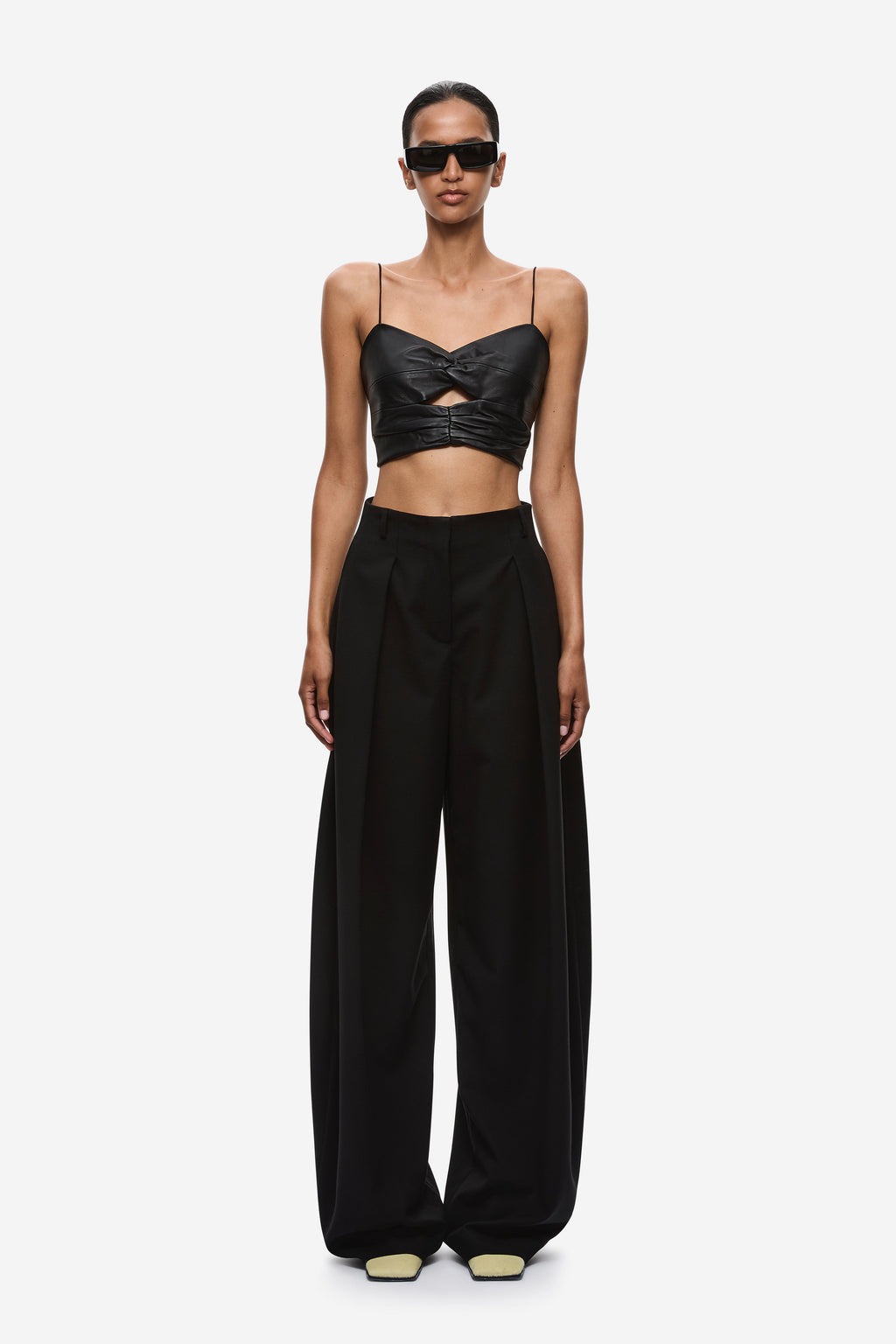 Black high-waist wide-leg sculpted trousers with pleated front