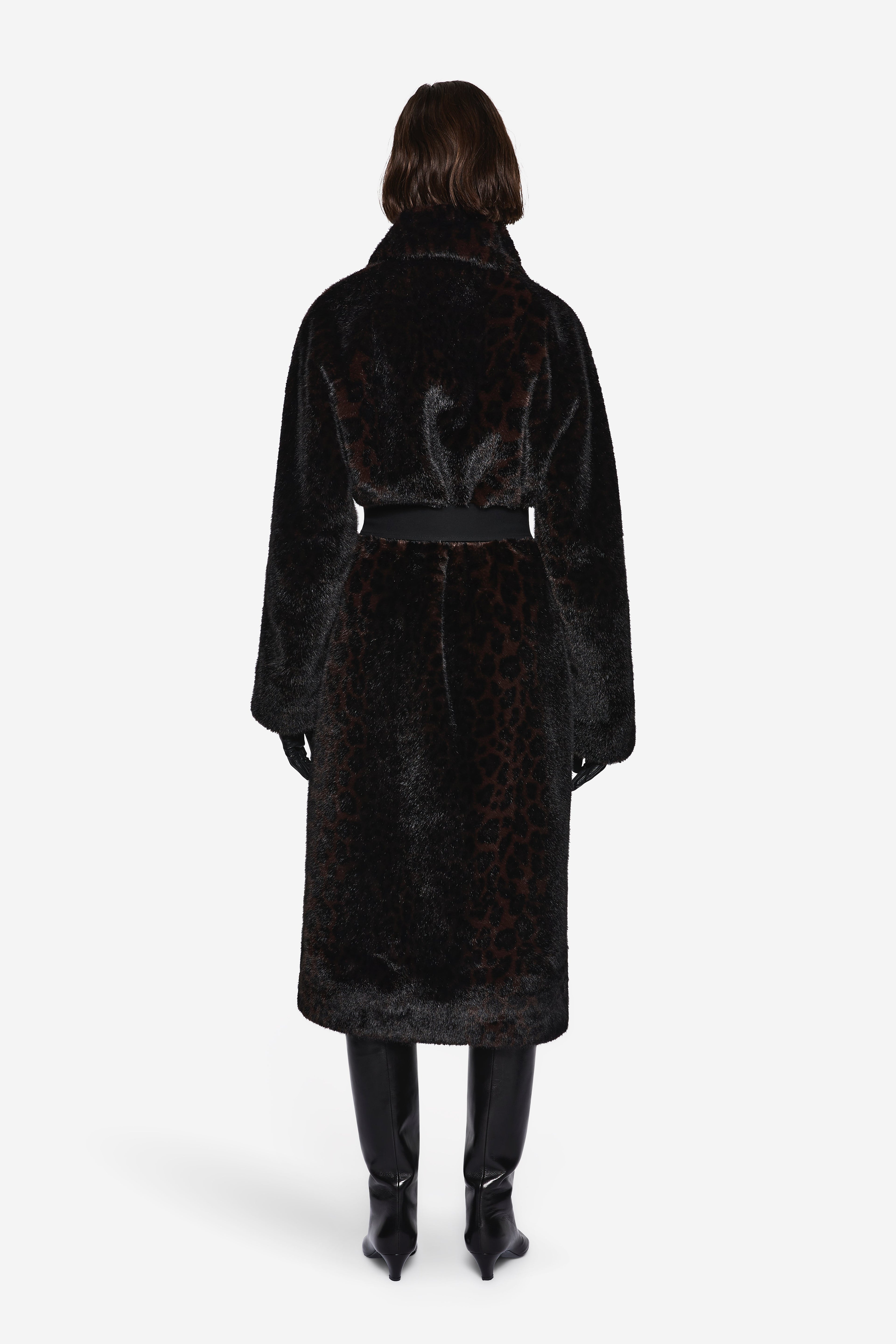 Back view of leopard-pattern fur coat with hood and belted waist